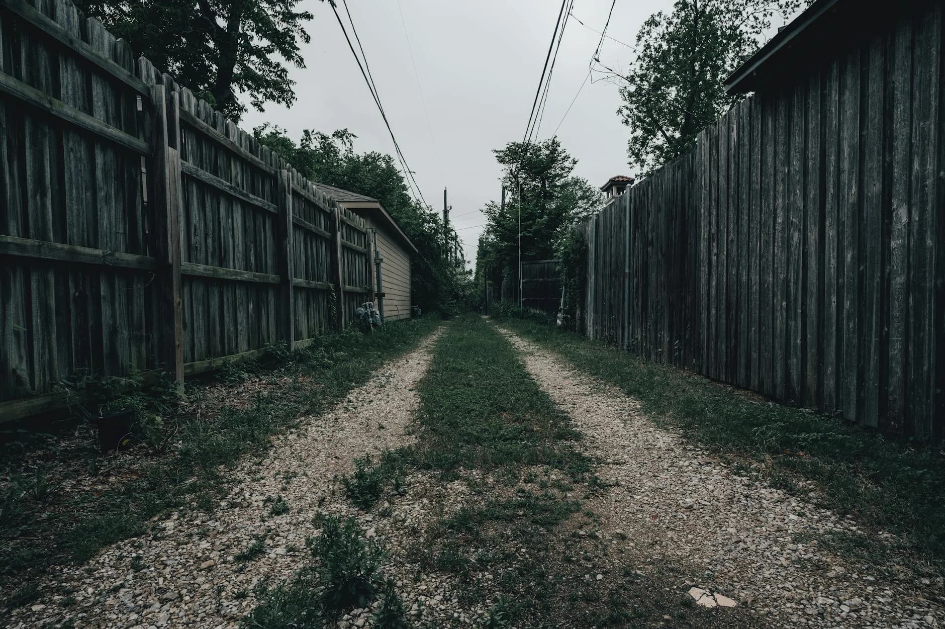 Emergency fence repair in Wilmington NC